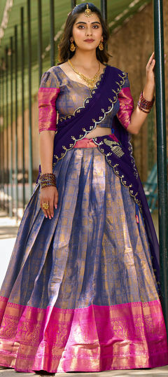 Reception, Traditional Blue color Lehenga in Kanjeevaram Silk fabric with Flared Weaving, Zari work : 1944048