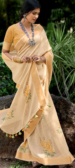 Yellow color Saree in Linen fabric with Printed work