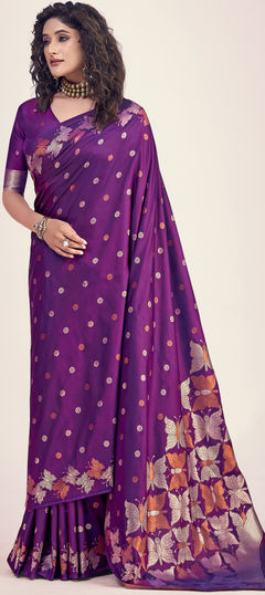 Purple and Violet color Saree in Banarasi Silk fabric with Printed work