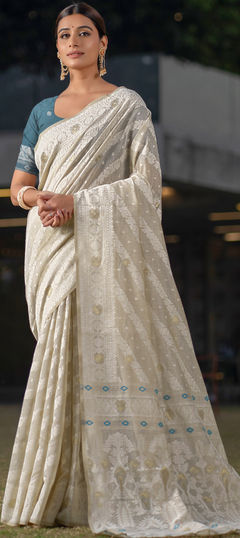 Beige and Brown color Saree in Cotton fabric with Printed work