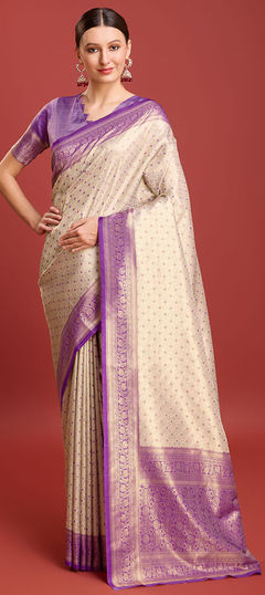 Purple and Violet color Saree in Kanchipuram Silk fabric with Weaving work