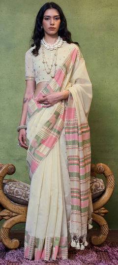 Festive, Traditional White and Off White color Saree in Handloom fabric with Bengali Weaving work : 1945828