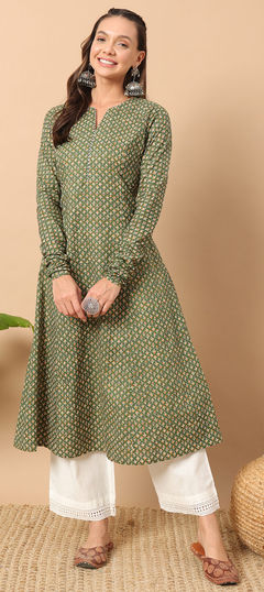 Summer Green color Kurti in Cotton fabric with A Line, Long Sleeve Printed work : 1946439