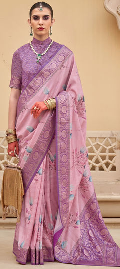 Pink and Majenta color Saree in Viscose fabric with Floral, Weaving work