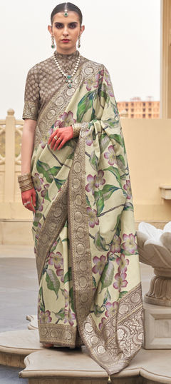 Multicolor color Saree in Viscose fabric with Floral, Weaving work