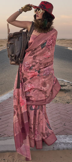 Party Wear, Traditional Pink and Majenta color Saree in Linen fabric with Bengali Floral, Printed work : 1949191