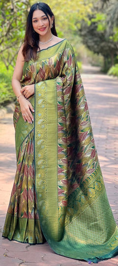 Green color Saree in Silk fabric with Printed, Weaving work