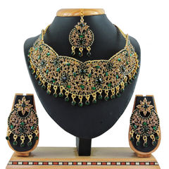 Gold Rodium Polish Gold, Green color Necklace in Metal Alloy studded with CZ Diamond