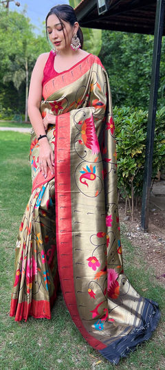 Black and Grey color Saree in Silk fabric with Printed work