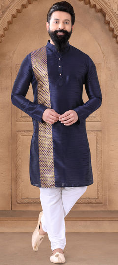 Party Wear Blue color Kurta Pyjamas in Silk fabric with Thread work : 1949980