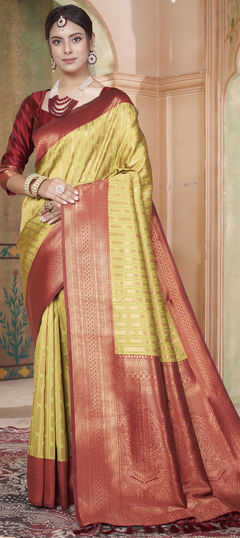 Party Wear, Traditional Green color Saree in Kanjeevaram Silk fabric with South Weaving work : 1950363