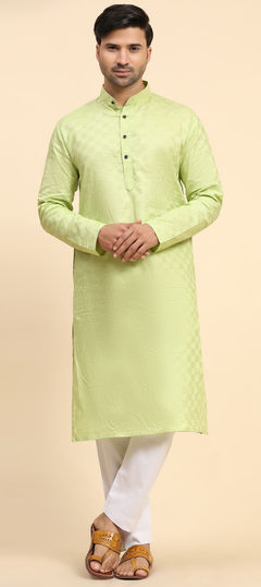 Casual Green color Kurta in Cotton fabric with Weaving work : 1950539