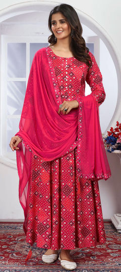 Pink and Majenta color Gown in Rayon fabric with Floral, Printed work