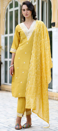 Yellow color Salwar Kameez in Blended fabric with Embroidered, Resham, Sequence, Thread work