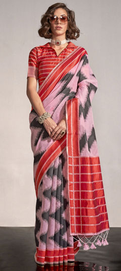 Pink and Majenta color Saree in Silk fabric with Printed, Weaving work