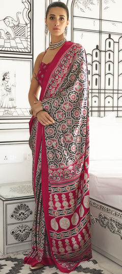 Multicolor color Saree in Satin Silk fabric with Printed work