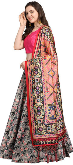 Festive, Reception Black and Grey color Lehenga in Satin Silk fabric with Flared Floral, Printed work : 1952974