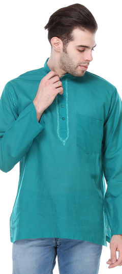 Blue color Kurta in Cotton fabric with Thread work