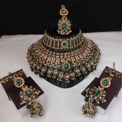 Green color Bridal Jewelry in Metal Alloy studded with CZ Diamond & Gold Rodium Polish : 1954922