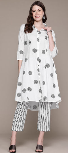 White and Off White color Co-ords Set in Cotton fabric with Printed work