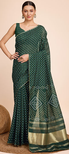 Green color Saree in Cotton fabric with Bandhej, Printed, Weaving work