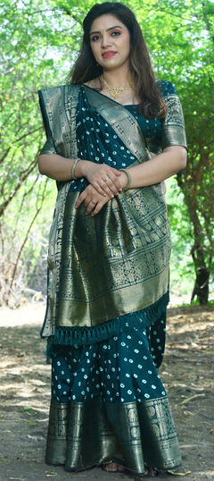 Festive, Party Wear, Traditional Green color Saree in Kanjeevaram Silk fabric with Rajasthani Bandhej, Printed, Weaving work : 1955506