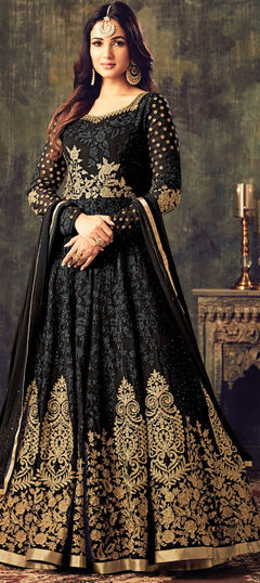 Bollywood Black and Grey color Salwar Kameez in Georgette fabric with Straight Embroidered, Stone, Zari work : 1955629