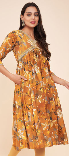 Yellow color Kurti in Blended fabric with Floral, Printed work