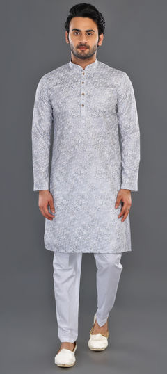 Party Wear White and Off White color Kurta Pyjamas in Cotton fabric with Embroidered, Thread work : 1956053