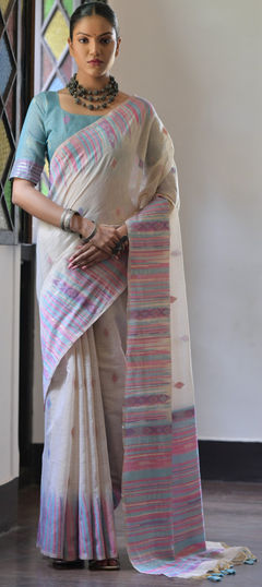 White and Off White color Saree in Cotton fabric with Printed, Weaving work