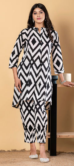 Black and Grey color Co-ords Set in Cotton fabric with Printed work