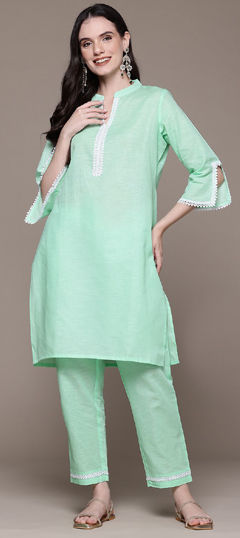 Green color Co-ords Set in Linen fabric with Lace work