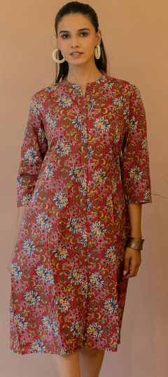 Multicolor color Kurti in Cotton fabric with Floral, Printed work