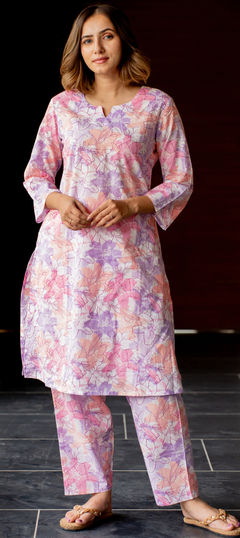 Multicolor color Co-ords Set in Cotton fabric with Printed work