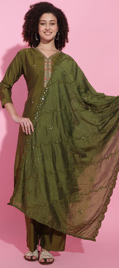 Green color Salwar Kameez in Viscose fabric with Cut Dana, Printed work