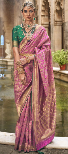 Reception, Traditional Pink and Majenta color Saree in Banarasi Silk fabric with South Weaving, Zari work : 1958507