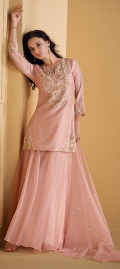 Festive, Party Wear, Reception Gold color Salwar Kameez in Silk fabric with Straight Embroidered, Sequence work : 1959131