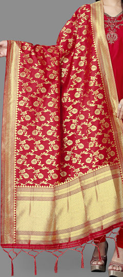 Red and Maroon color Dupatta in Banarasi Silk fabric with Weaving work