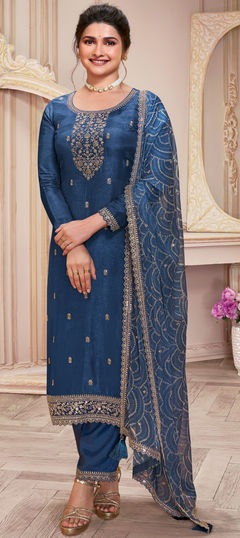 Blue color Salwar Kameez in Georgette fabric with Embroidered, Thread, Zari work