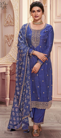 Blue color Salwar Kameez in Georgette fabric with Embroidered, Thread, Zari work