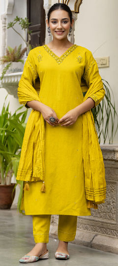 Festive, Reception, Summer Yellow color Salwar Kameez in Cotton fabric with Straight Thread work : 1960552