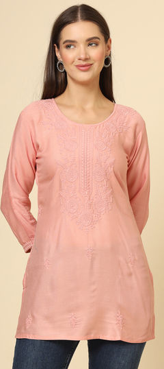 Pink and Majenta color Kurti in Rayon fabric with Embroidered, Thread work