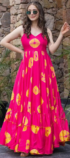 Festive, Party Wear, Reception Pink and Majenta color Gown in Rayon fabric with Digital Print, Tye n Dye work : 1961140