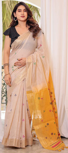 Yellow color Saree in Cotton fabric with Printed work