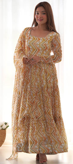 Multicolor color Salwar Kameez in Faux Georgette fabric with Printed work