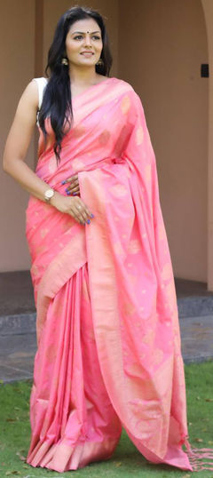 Pink and Majenta color Saree in Art Silk fabric with Weaving work