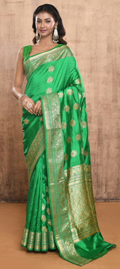 Green color Saree in Banarasi Silk, Silk fabric with Weaving, Zari work