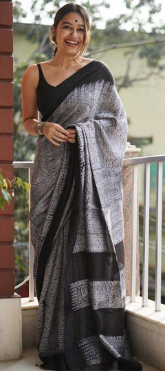 Party Wear, Traditional Black and Grey color Saree in Linen fabric with Bengali Weaving work : 1961865