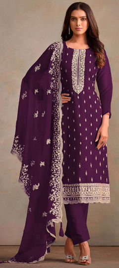 Festive, Party Wear, Reception Purple and Violet color Salwar Kameez in Organza Silk fabric with Pakistani, Straight Embroidered, Thread work : 1962108