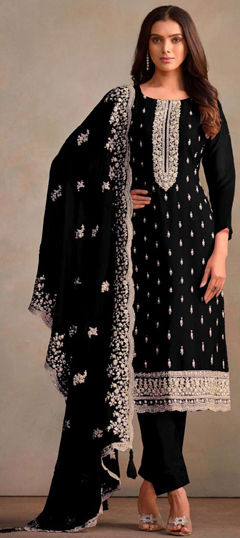 Festive, Party Wear, Reception Black and Grey color Salwar Kameez in Organza Silk fabric with Pakistani, Straight Embroidered, Thread work : 1962112